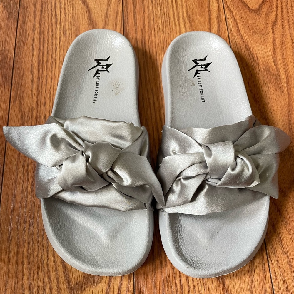 Gray  Slides.